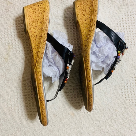 Wedge Sandals - Picture 2 of 4